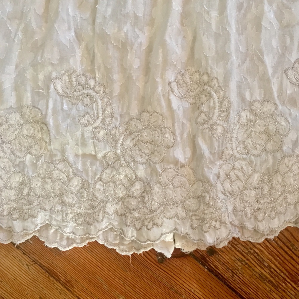 Anthropologie Embellished Lacey Peasant Top - Picture 6 of 7